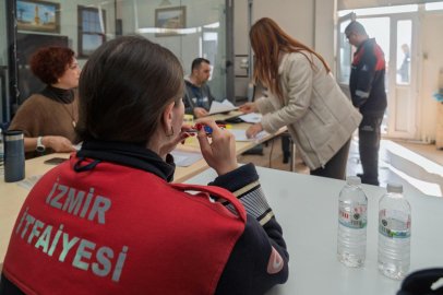 İzmir İtfaiyesi Kadro Güçlendirmeyle Saha Kapasitesini Artırıyor: 100 Yeni Personel İçin Başvuru Heyecanı