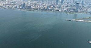 İzmir Körfezi’nde Dış Kaynaklı Kirlilik Alarmı: Sekizinci Kez Tespit Edildi