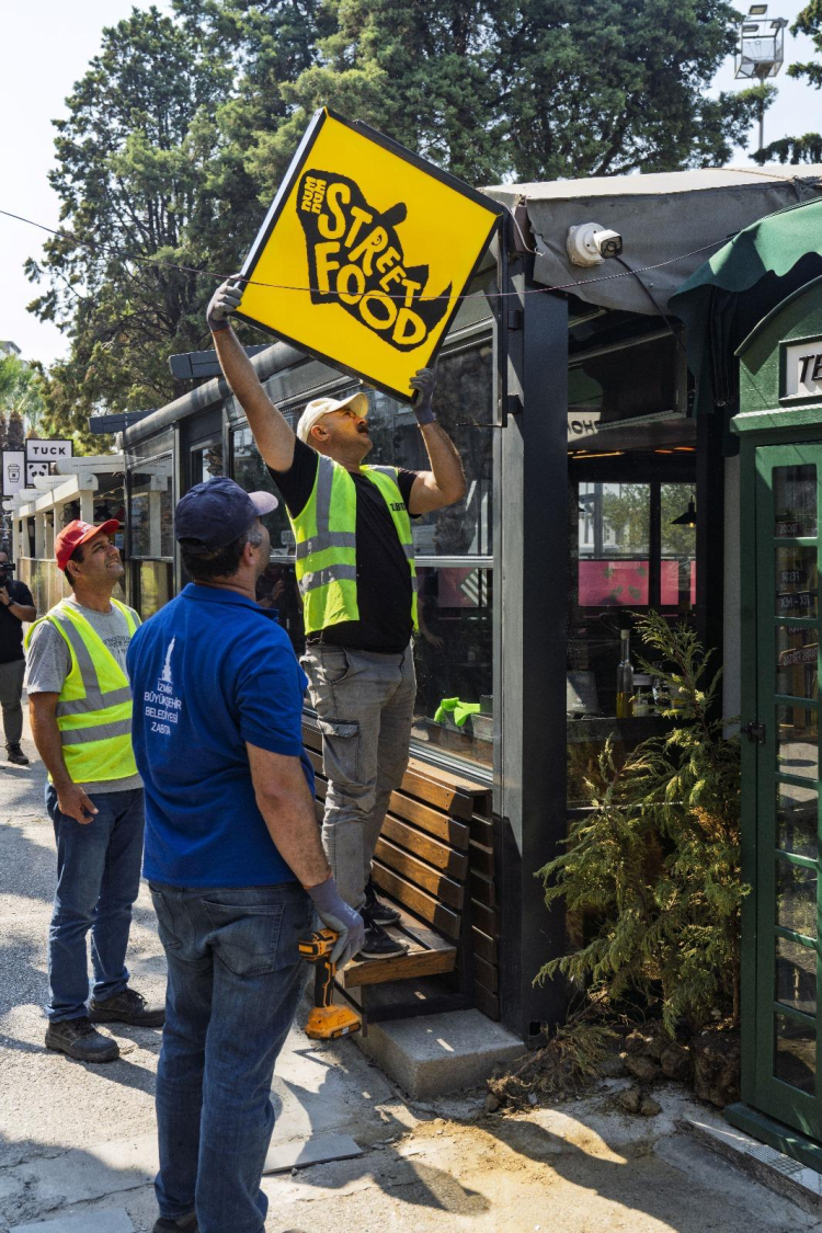 İzmir’de Denetimden Dijital Zabıtaya: Kentte Güvenlik ve Estetik İçin Yoğun Çalışmalar