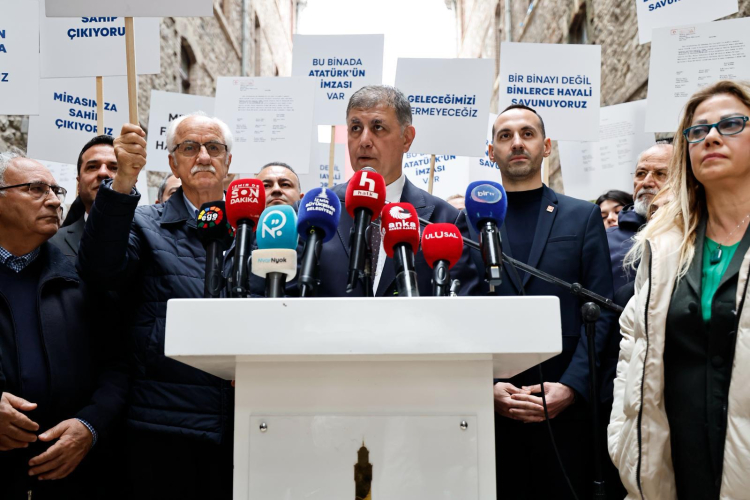 İzmir’de Emanete Sahip Çıkış: Yetkiler, Hukuk ve Halkın Hizmetine Adanmış Bir Mücadele