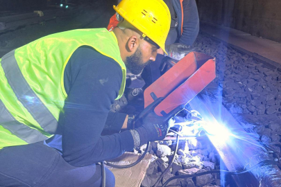 İzmir’de Ray Değişimi Tamamlandı: Evka 3–Ege Üniversitesi Hattında Seferler Normalleşti