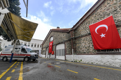 İzmir'de Şeffaflık mı, Tahliye Baskısı mı? Vakıflar Gündemde: Taşınmazların Kısa Sürede Yeniden Tartışılması