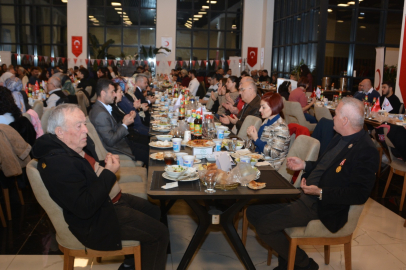 İzmir’de Şehit Aileleriyle Ramazan Coşkusu: İftar Programı Büyük Beğeni Topladı