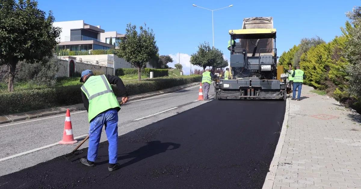 İzmir’de Yol Yatırımı Hız Kesmeden Sürüyor: 50 Bin Ton Asfalt, 40 Ekiplik Güç ve Yeni Üretim Tesisiyle Hareketlilik Güçleniyor