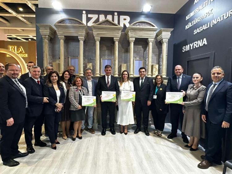İzmir’in Uluslararası Sürdürülebilir Turizm Başarısı: 5 Ödülle Gelen Yükselişin Hikayesi