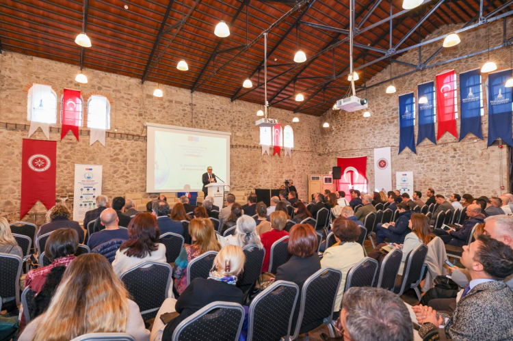 İzmir’in Yaşamsal Suyu İçin Dijital Devrim: Tuzlanmaya Karşı Erken Uyarı Ağını İnşa Eden Büyük Yeni Proje