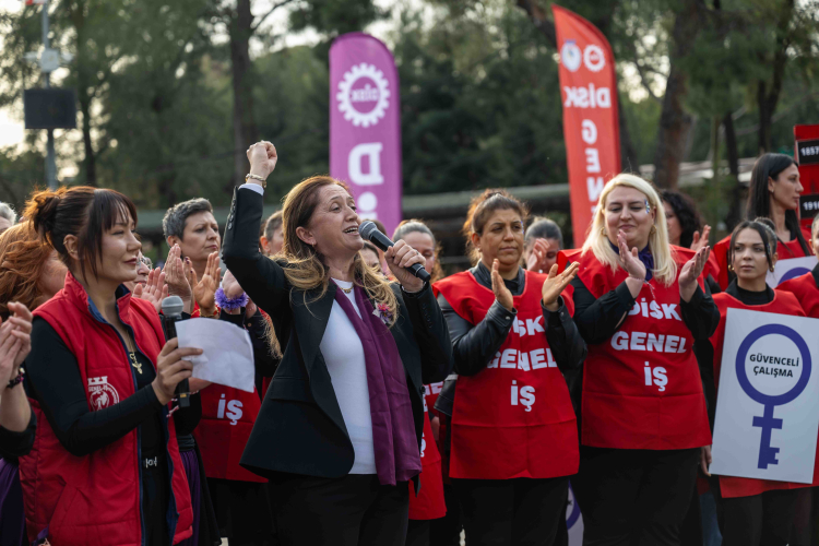 Kadın Dayanışması İçin Kapılar Açıldı: Eşitlik ve Güvenceli Çalışma İçin Büyüyen Örgütlenme