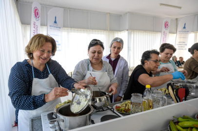 Kadın Dayanışmasının Mutfağı: İzmir’de Mahalle Mutfağı Projesi Başladı
