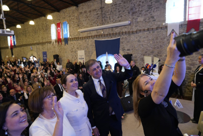 Kadınların Gücüyle İzmir’de Cesaretin Adı: 103 Yıllık Cesaret Zirvesi ve Kararlılık Dolu Gün