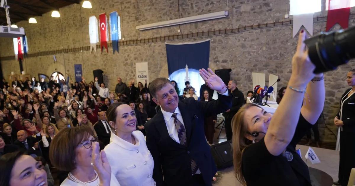 Kadınların Gücüyle İzmir’de Cesaretin Adı: 103 Yıllık Cesaret Zirvesi ve Kararlılık Dolu Gün