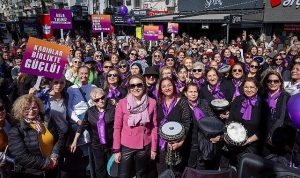 Kadınların İzinde Işık Saçan Yollar: Sanat, Ekonomi ve Toplumsal Dayanışmanın Konak’taki Uygulaması