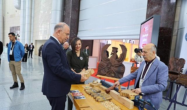 Karabağlar’ın Mobilya Gücü: Üretimin Kalbi İzmir Mobilya Fuarı’nda Attı, Sektörle Buluşan Belediye