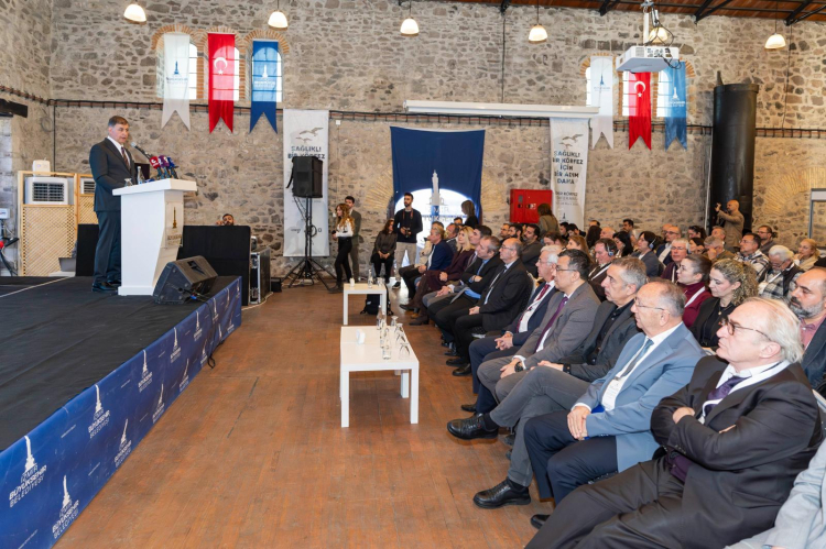 Körfezin Nabzı: Gediz’in Gövdesinde Yaşanan Sıkıntılar ve İzmir’in Körfez Temizliği İçin Yarışan Stratejiler