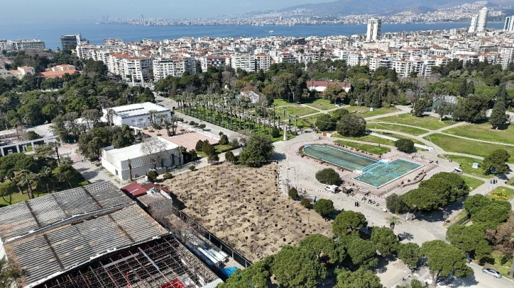 Kültürpark’ta Yeşil Doku Yeniden Canlanıyor: 190 Ağaçla Bir Kent Akciğeri Yükseliyor