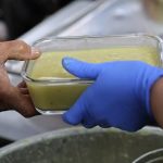 Mobil Aşeviyle Ramazan Sıcacık Yüzler: Antalya’da Her Akşam Farklı Mahallelerde İftar Keyfi