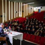 Muhtarlarla Şehrin Nabzını Tutan İzmirliler: Muhtar Buluşmalarıyla Hizmette Yeni Dönem