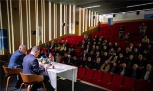 Muhtarlarla Şehrin Nabzını Tutan İzmirliler: Muhtar Buluşmalarıyla Hizmette Yeni Dönem