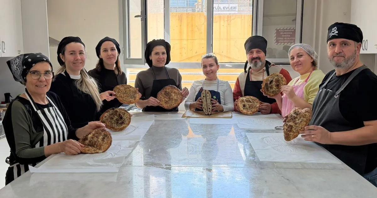 Ramazan Dayanışması: Halk Eğitimi Kursiyerlerinden Paylaşım ve Dayanışma Ruhunu Büyüten Etkinlik