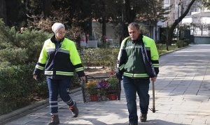 Şehitler İçin Ferahlık: Konak Belediyesi’nin Temizlik Seferberliğiyle Anma ve Bayram Coşkusu Yeniden Taçlandı