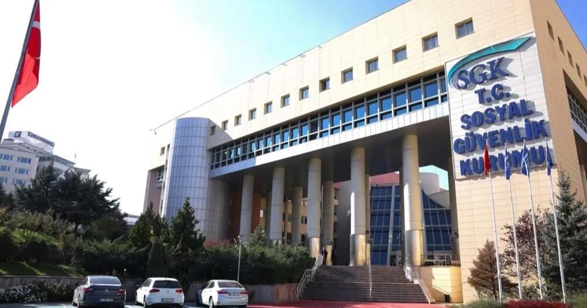 SGK’dan Şaşırtan İddia Yalanlandı: Sahte Sigortalı Sayısı Emekliliği İptal Etti Diye Yaygın Haber Yanlış mı?