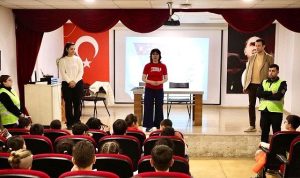 Sıfır Atık Yolculuğu: Geleceği Geri Dönüştüren Öğrenciler ve Doğanın Şarkısı