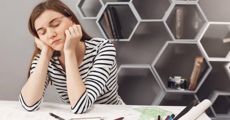 “Süper Kadın” sendromu kadını tüketiyor!