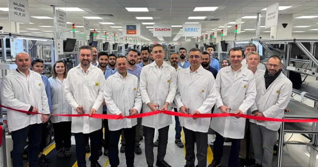 Türkiye’nin Otomotiv Elektroniğinde Evrim: Ford Trucks için Android IVI Sistemiyle Sınırları Zorlayan Üretim ve Ar-Ge Başarısı