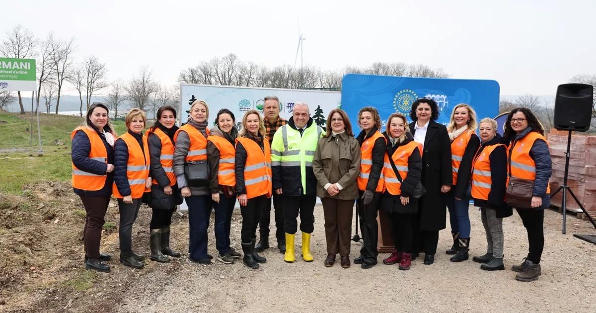 Unçukuru’nda Umut Ormanı: Kadınların Emeğiyle Yükselen Yeşil Dayanışma ve Mahalle Gelirine Dönüşen Fidanlar