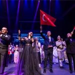 Uyan Memet: Sahnenin Ateşiyle Yeniden Yükselen Bir Ulusun Halk Kahramanlığı