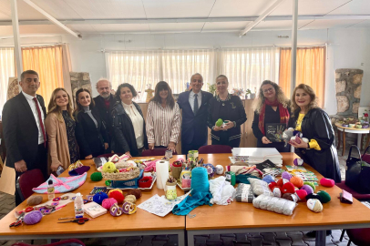 Yaşlılara Umut Köprüsü: Buca’da Müzikle Dolu Anlar ve Dayanışma