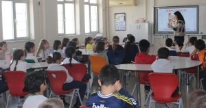 Aileler ve Öğrenciler İçin Akran Zorbalığıyla Mücadelede Bütüncül Başarı Hikayesi