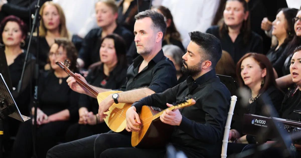 Aliağa’da Büyük Kültür Merkezi Hayali İçin Sahne Şöleni