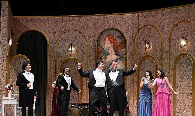 Altın Perdeyi Açan İzmir: Troya’dan Tosca’ya Işıklı Bir Sezonun Hikayesi