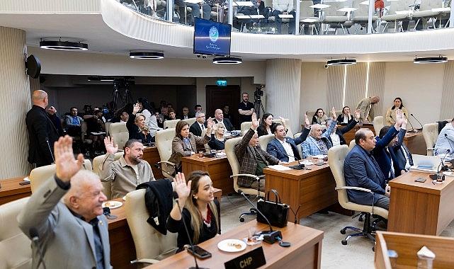 Balçova’nın 2025 Işığında Şeffaf ve Hizmet Odaklı Yolculuğu: Faaliyet Raporu Mecliste Oy Birliğiyle Kabul Edildi