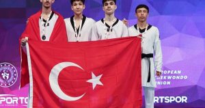 Başarıya Adım Adım: Türkiye Açık Taekwondo Turnuvası’nda İzmirli Yıldızlar Parladı