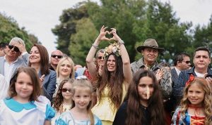Birlikte Yürünen Yol: Çocuklar İçin Işıklı Ufuklar ve Alaçatı Ot Festivali’nin İlham Dolu Hikayesi