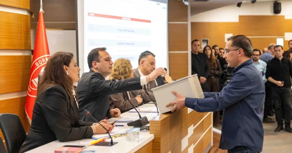 Bornova Belediyesi Nisan Meclis Toplantısı: Yeni Dönemin Kilit Komisyonları, Hayvan Hakları ve Engelsiz Bornova Vurgusu