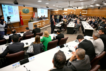 Bornova’da 2025 Faaliyet Raporu Oy Çokluğuyla Kabul Edildi: Altyapıdan Sosyal Hizmete, Dijital İkize Uzanan Başarı Hikayesi