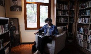 Buca Kütüphanesinde Atatürk Köşesi: Ruhun ve Bedenin Buluştuğu Yeni Kültürel Yaşam Alanı