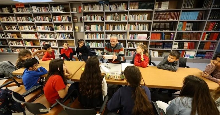 Çocuk Zihinlerde Büyük Sorular: Efes Selçuk’ta Atölyeler ve Kitap Sevinci