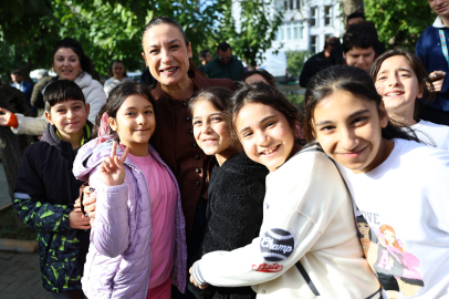 Çocuklar İçin Şenlik Dolu Gün: Sokak Oyunlarıyla Büyüyen Neşeler İstasyon Meydanı'nda