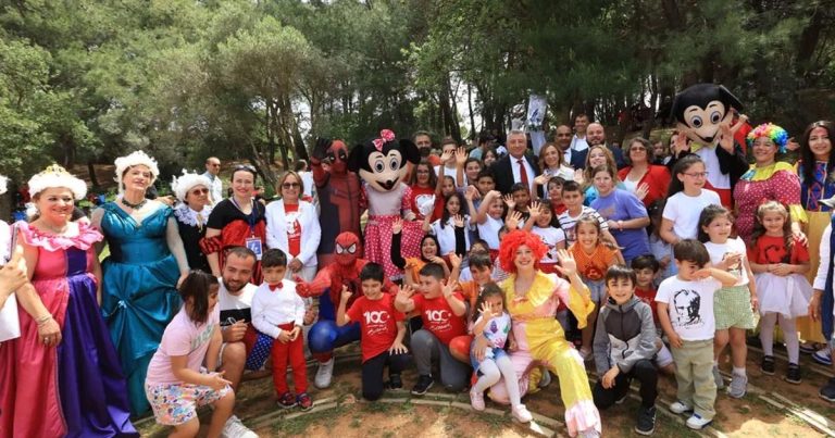 Çocuklara Coşkulu 23 Nisan Kutlaması: Güzelbahçe’de Müziksiz, Güvenli Bir Gün