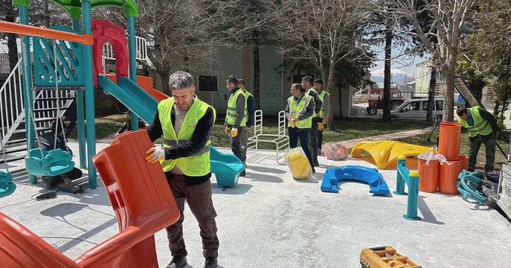 Çocukların Neşesi İçin Parklar Yükseliyor: Doğanşehir’de Her Mahalleye Modern Oyun Alanı