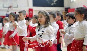 Çocukların Yüreklerinden Yükselen Bayram: Bayraklı’da 23 Nisan’ın Işığıyla Birlik ve Umut