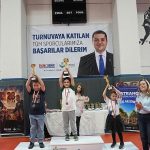 Çocukların Zekâ Dolu Buluşması: Ulusal Egemenlik ve Çocuk Bayramı Satranç Turnuvası Şampiyonları Treated with Triumph