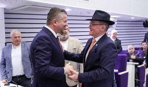 Egemenliğin Işığı: Kalem, Kitap ve Barışla Yükselen Buca Haykırışı