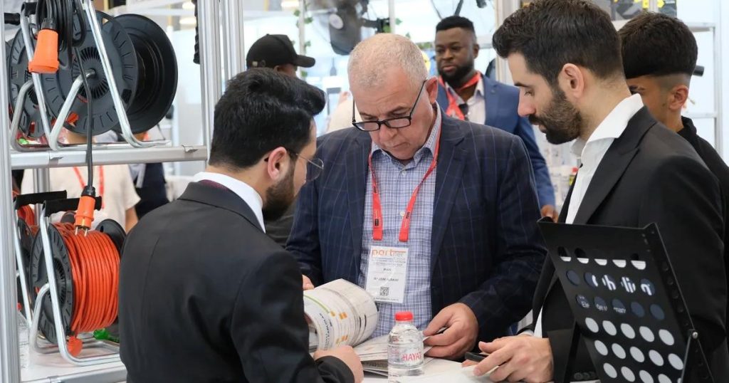 Electro-Liyit: Afrika ve Ortadoğu’nun Güç Büyüsünü Türkiye’de B2Byle Zirveye Taşıyan Electrolighting Trade Meetings