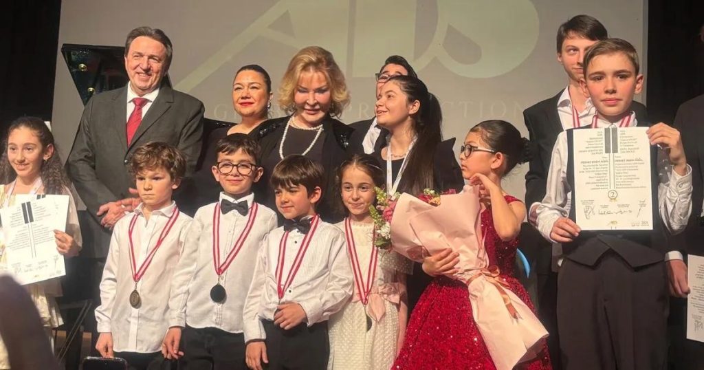 Geleceğin Virtüözleri İzmir’de Doğdu: 2026 ADS Piyano Festivali ve Yarışması