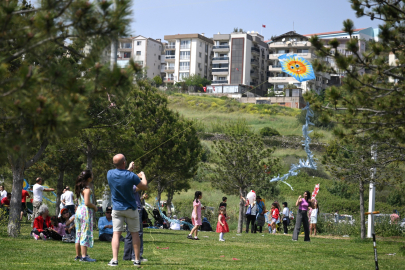 Geleneksel Uçurtma Şenliği Bornova’da Çocukların Gökyüzünü Renklendirecek