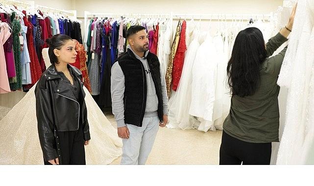 Gelinlik ve Damatlık Dayanışmasıyla Yeni Başlangıçlar: Bayraklı’da Evlilik Yolculuğuna Ücretsiz Destek